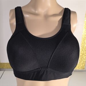 Energy Zone Classic Black Sports Bra Molded Cups Sz L (12-14) Comfortable